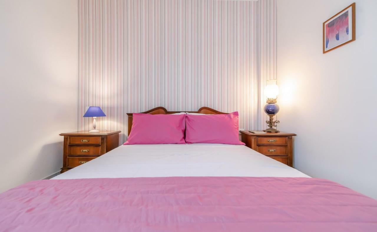 Ina Apartment Kalamákion Екстериор снимка