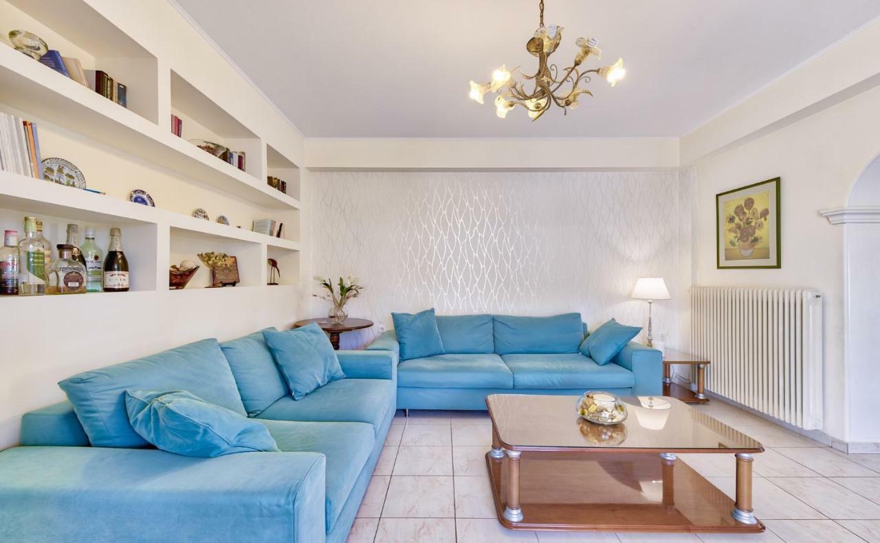Ina Apartment Kalamákion Екстериор снимка