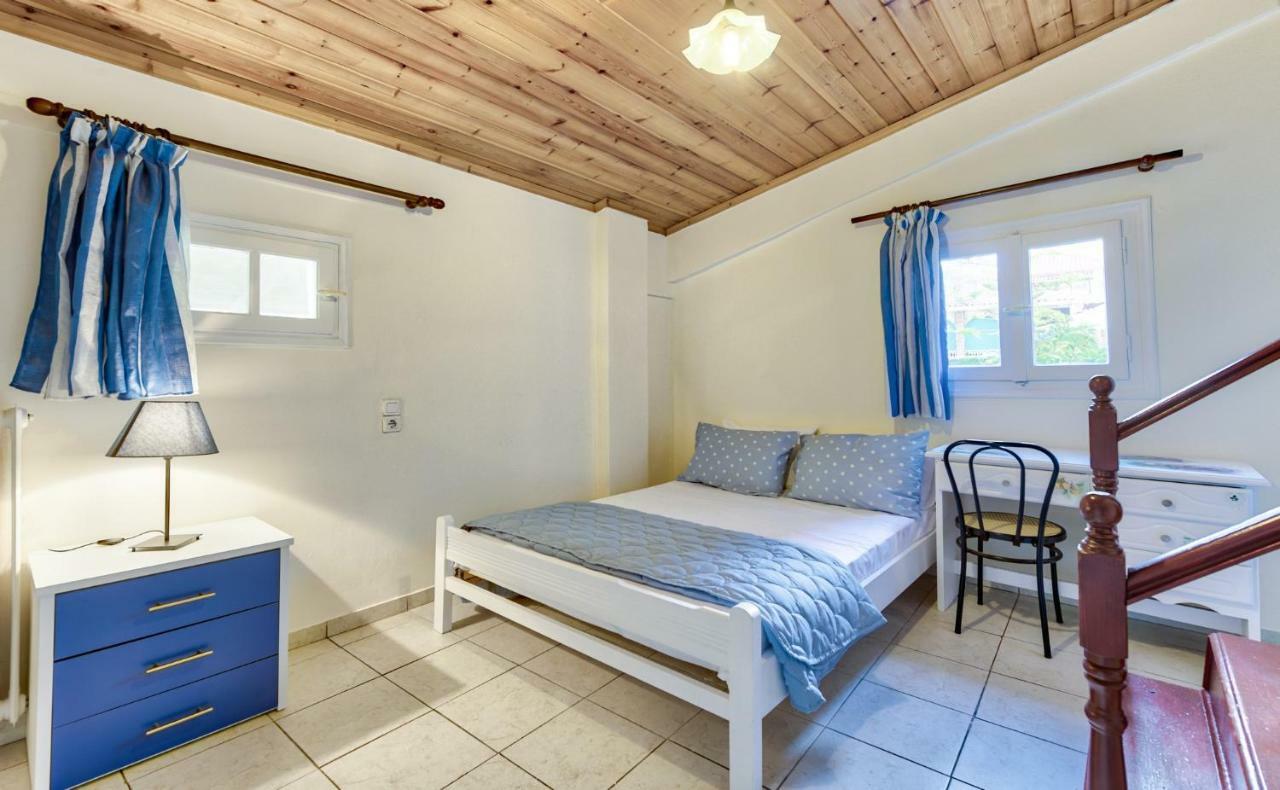 Ina Apartment Kalamákion Екстериор снимка
