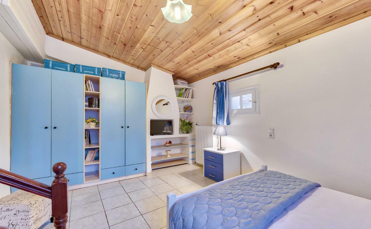 Ina Apartment Kalamákion Екстериор снимка