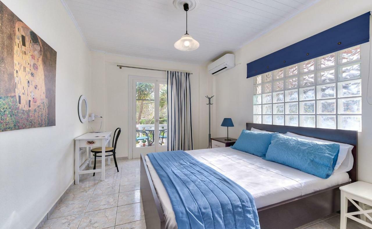 Ina Apartment Kalamákion Екстериор снимка
