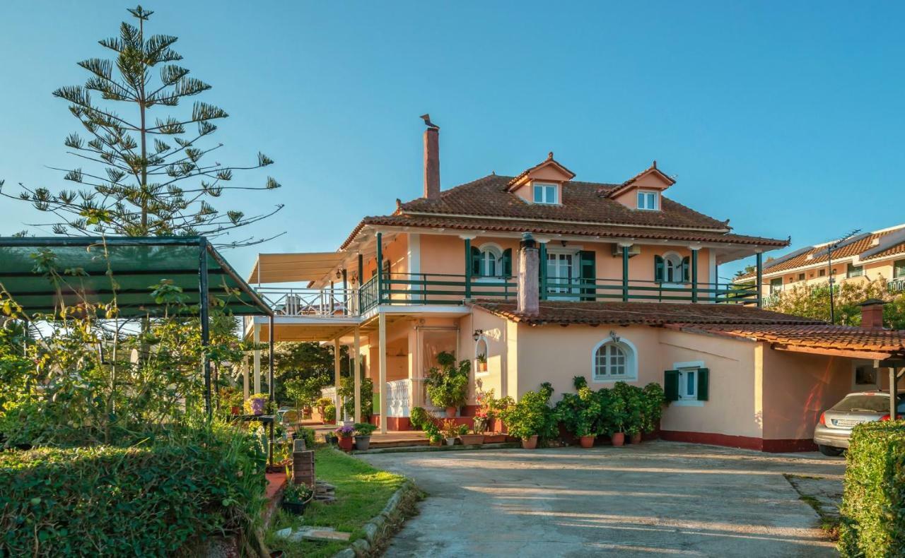 Ina Apartment Kalamákion Екстериор снимка